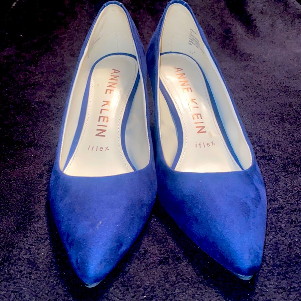 Navy Blue Heel